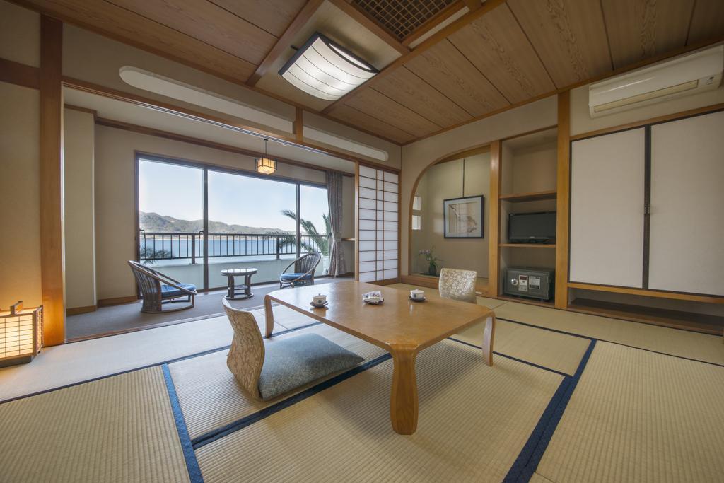 Hotel Katsuura Gyoen à Nachikatsuura Extérieur photo