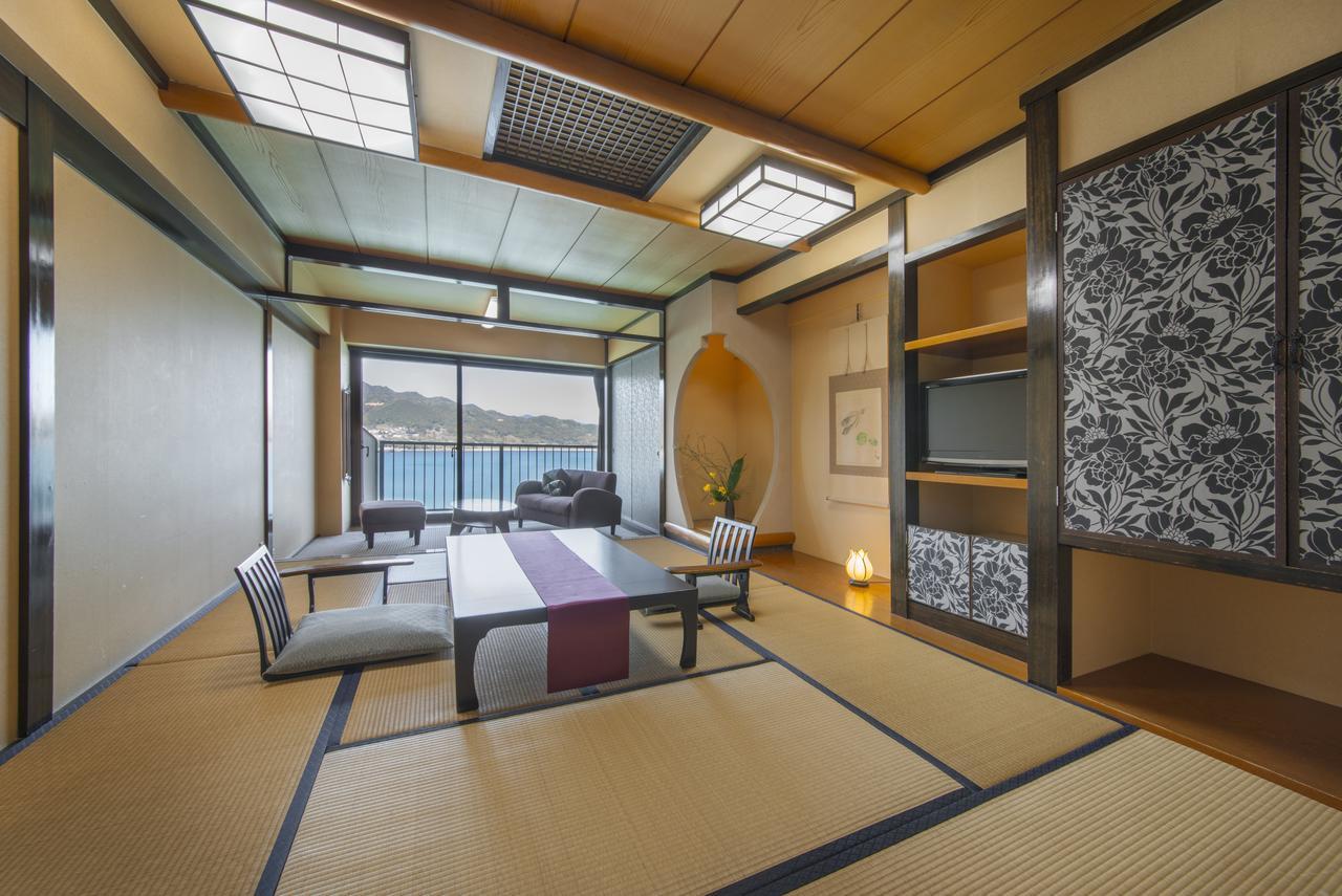 Hotel Katsuura Gyoen à Nachikatsuura Extérieur photo